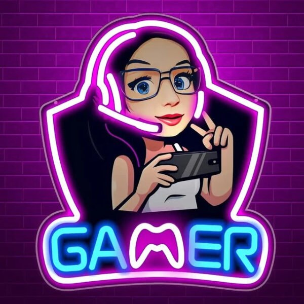 Neon Games: Gamer Girl -14
